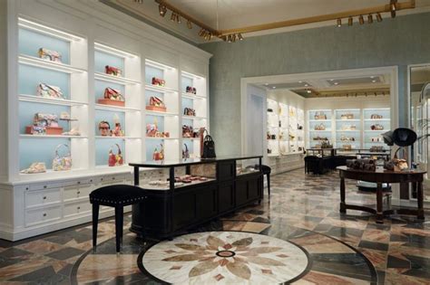 foto di gucci napoli